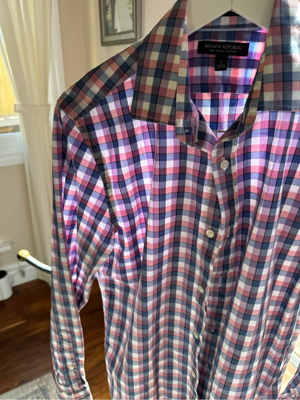 Banana Republic Men’s Pink, Blue & White Check Button-Down Shirt Size Small